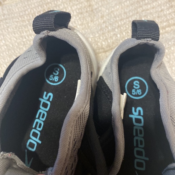 Speedo Water Shoes 5-6T Toddler - Picture 4 of 5